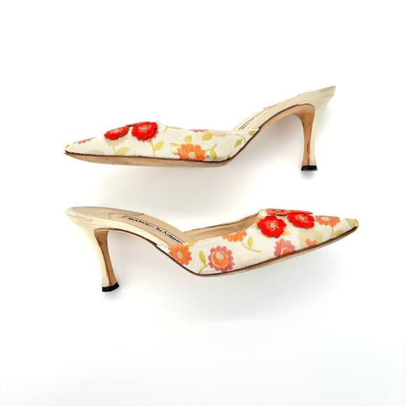 Manolo Blahnik Retro Vintage Floral Applique Pointed Toe Kitten Heel Mules 36.5 - Picture 3 of 6